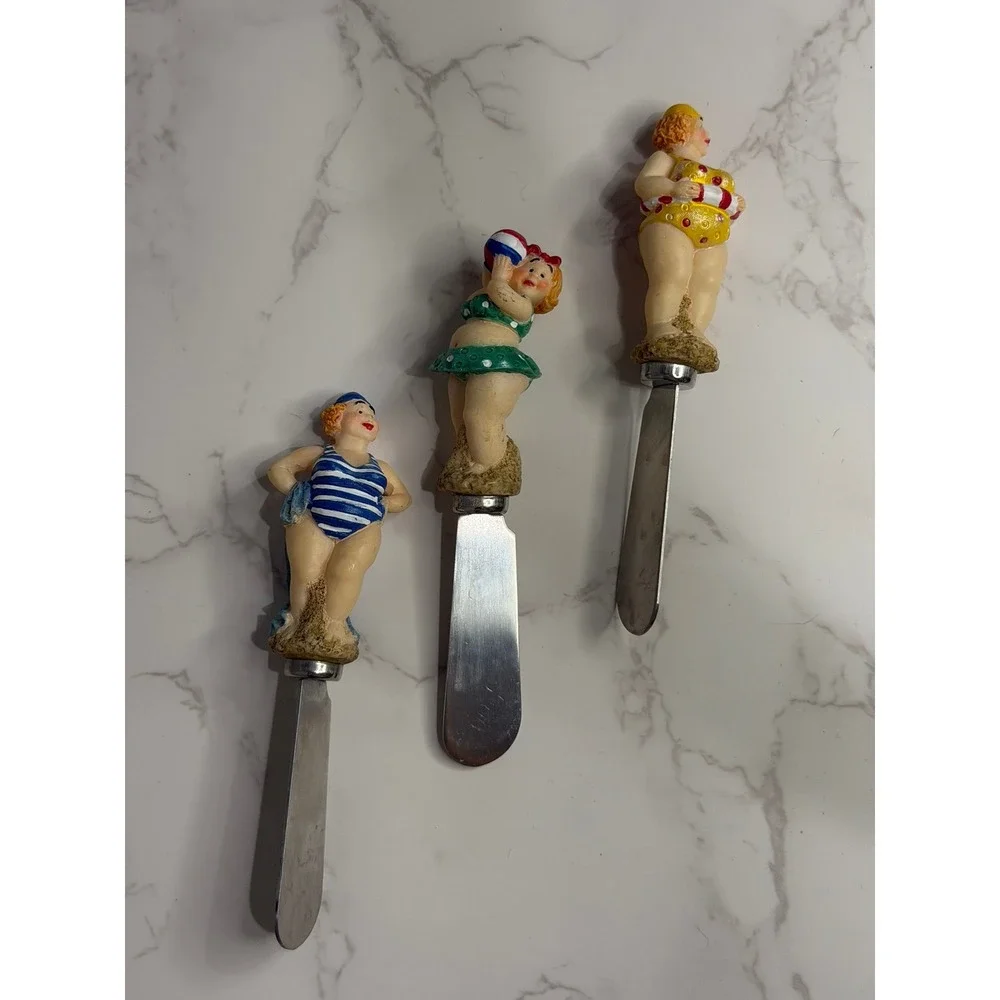 Vintage Bathing Beauty Cheese Spreader Set 3 Retro Beach Lady Resin Handles 5in
